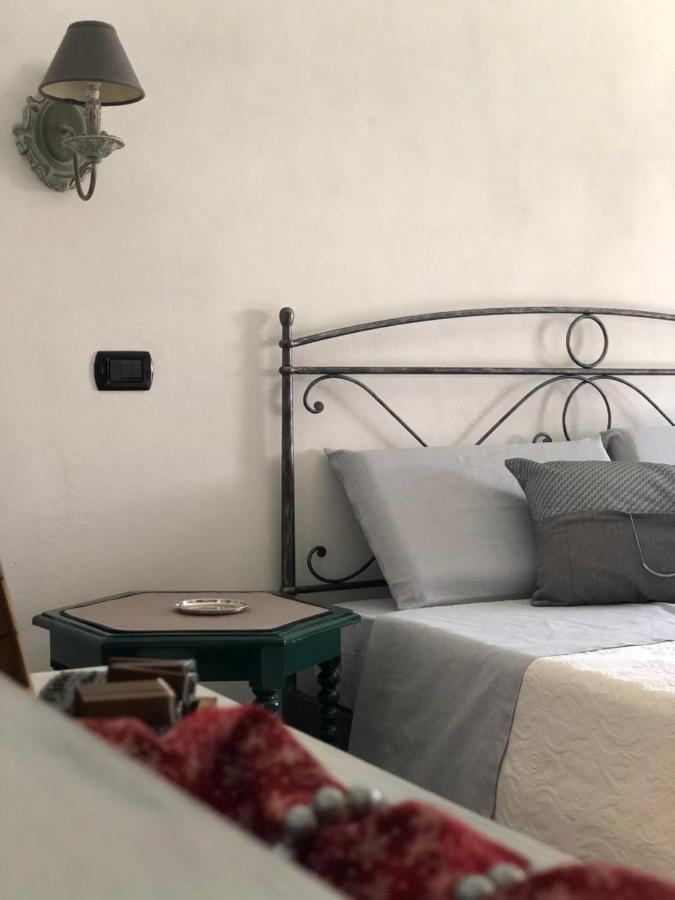 Casa Di Aristide Leilighet Erba Eksteriør bilde
