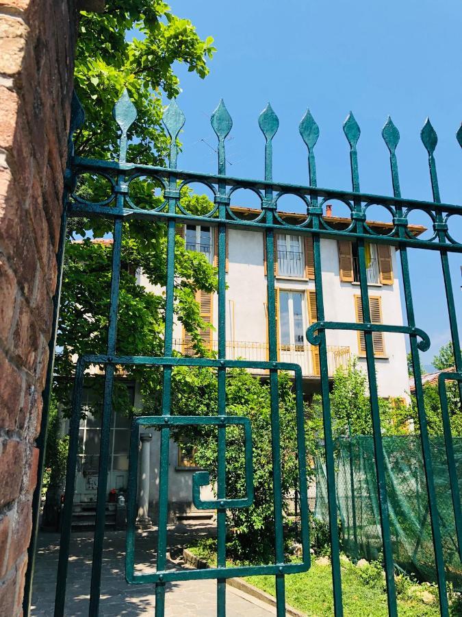 Casa Di Aristide Leilighet Erba Eksteriør bilde