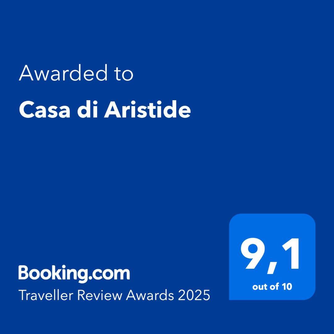 Casa Di Aristide Leilighet Erba Eksteriør bilde